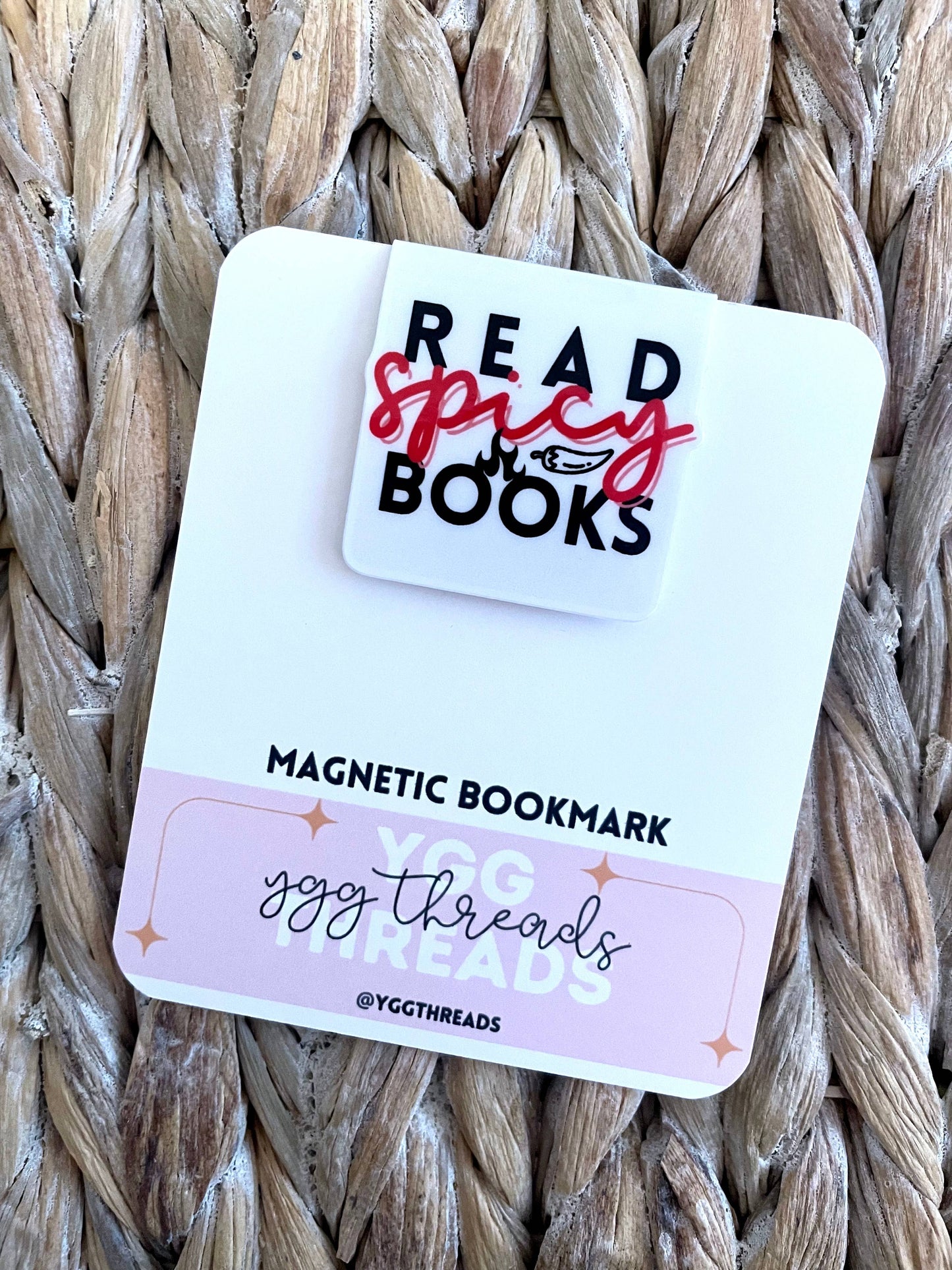 Read Spicy Books | Magnetic Bookmark